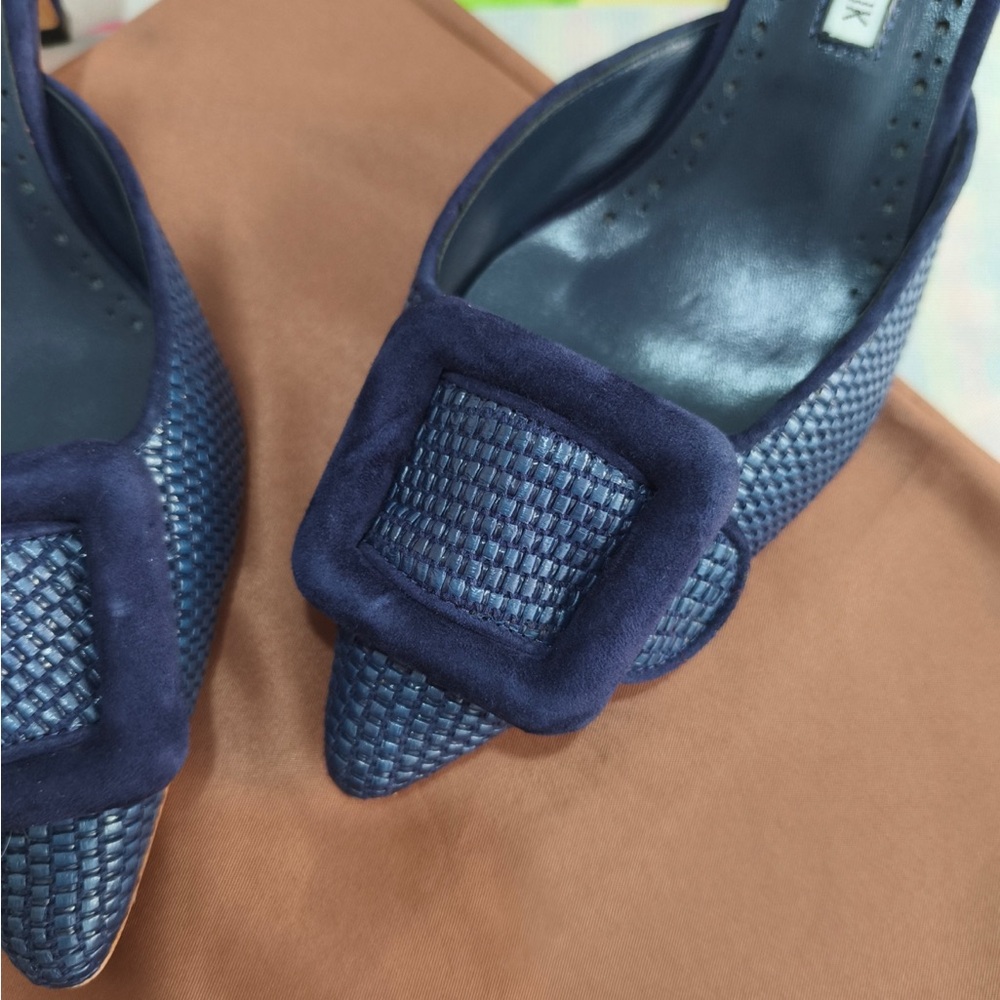 Manolo Blahnik Navy Textured Pointed Mule Heels with Buckle Accent - Picture 5 of 9
